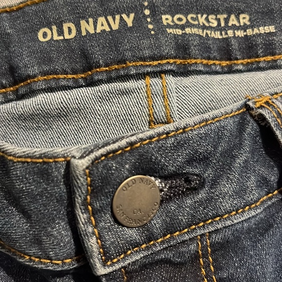 OLD NAVY Rockstar Midrise Ankle Jeans Size 4 NWOT - Picture 5 of 9